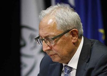 Θ. Αμπατζόγλου: «Καταθέτω το 50% αποζημιώσεων δύο μηνών και το 100% των δυνάμεών μου»