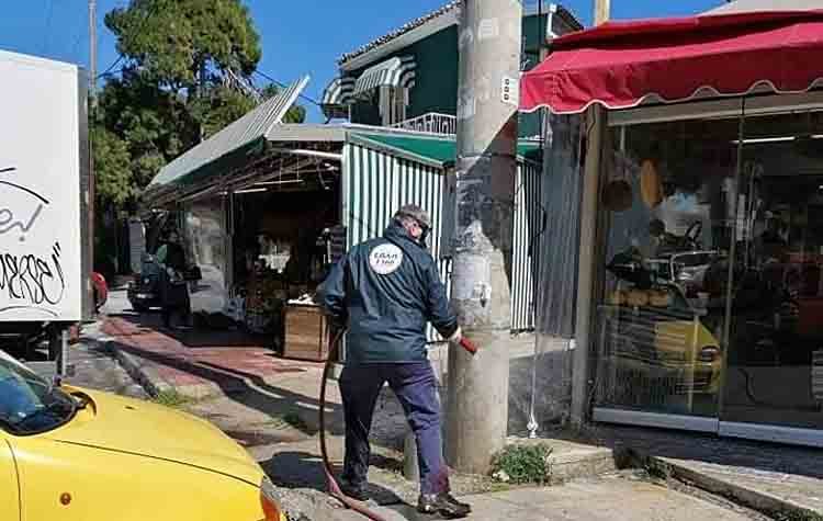 Ο Βλάσσης Σιώμος επικεφαλής των απολυμάνσεων που διενεργούνται στον Δήμο