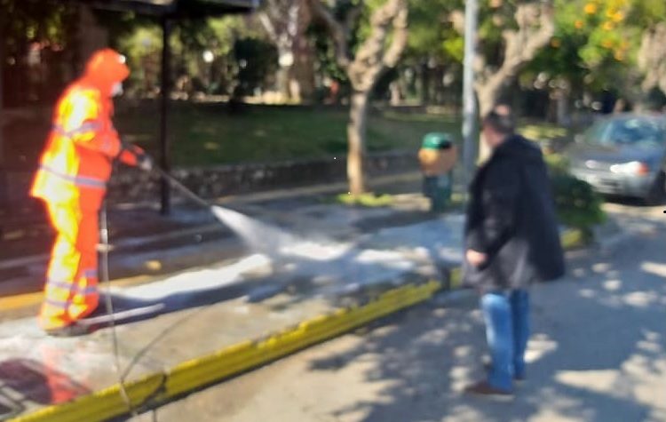 Νέες απολυμάνσεις από τον Δήμο σε κοινόχρηστους χώρους του Χολαργού