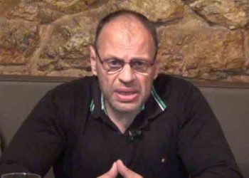 Β. Μπούρας: «Περίεργη η απόφαση της δημάρχου να συστήσει ομάδα διοίκησης έργου»