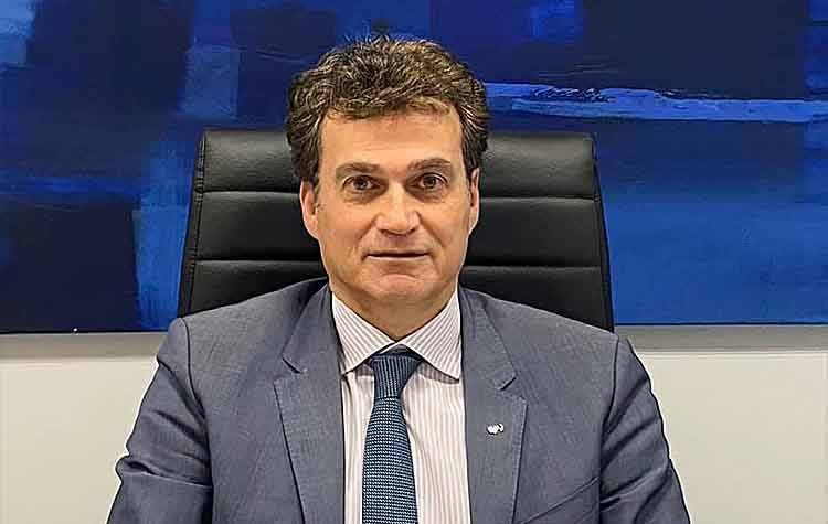 Τον μισό μισθό του καταθέτει στο ταμείο για τον κορωνοϊό ο Δημήτρης Γαλάνης