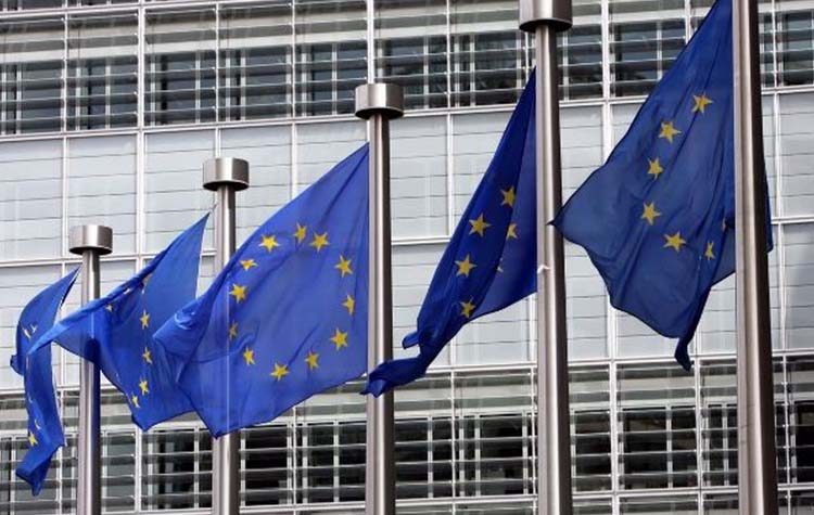 Ενωμένη ( ; ) Ευρώπη: Μάχη για το ευρωομόλογο