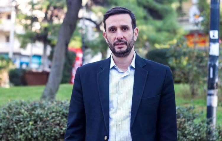 Nίκος Ζόμπολας: «Προσοχή στους νέους μας»