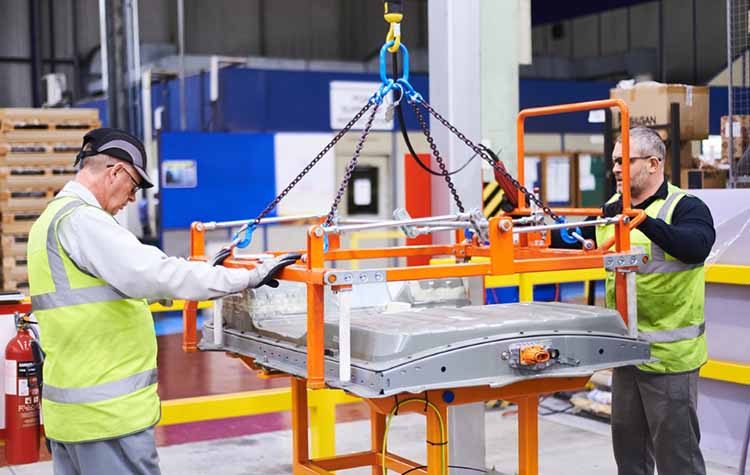 Στο πανεπιστήμιο του Warwick οι χρησιμοποιημένες μπαταρίες των Nissan LEAF αποκτούν «δεύτερη ζωή»