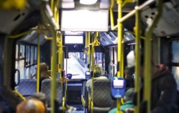 Διαδημοτική ανταπόκριση στο αίτημα για μεταμεσονύκτια συγκοινωνία στη Μεσογείων