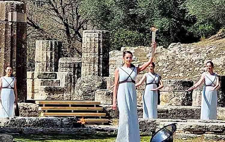 Αφή Ολυμπιακής Φλόγας: Συγγενείς και φίλοι