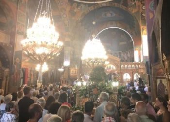 Oι Ιερές Ακολουθίες στο Ναό Παναγίας Φανερωμένης Χολαργού