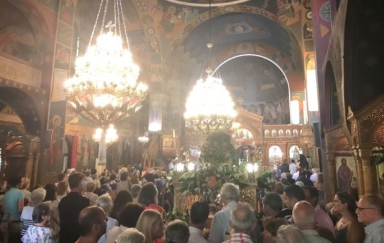 Oι Ιερές Ακολουθίες στο Ναό Παναγίας Φανερωμένης Χολαργού