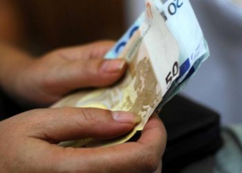 Οικονομική ενίσχυση  για το Πάσχα για πολίτες που ανήκουν σε ευπαθείς ομάδες