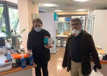 Προσφορά υγειονομικού υλικού στο φαρμακείο του ΕΟΠΥΥ