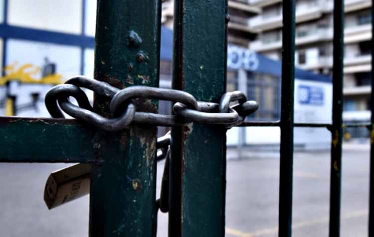 Επιστολή έξι δημάρχων προς υπουργείο Παιδείας: «Να κλείσουν όλα τα σχολεία για δυο εβδομάδες»