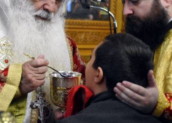 «Φυσάει Κόντρα»: «Τραγικός ο καθησυχασμός για τη θεία κοινωνία από τον δήμαρχο»