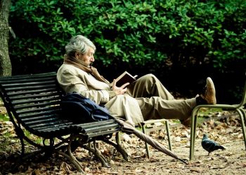 Κάλεσμα των ΚΑΠΗ του Δήμου σε επίδοξους ποιητές