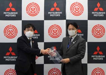 Η Mitsubishi Motors ξεκίνησε την κατασκευή προστατευτικών ασπίδων προσώπου