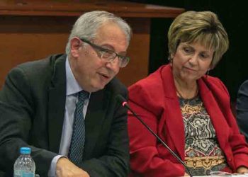 Ευχές του Δήμου στους δασκάλους των σχολείων του Αμαρουσίου