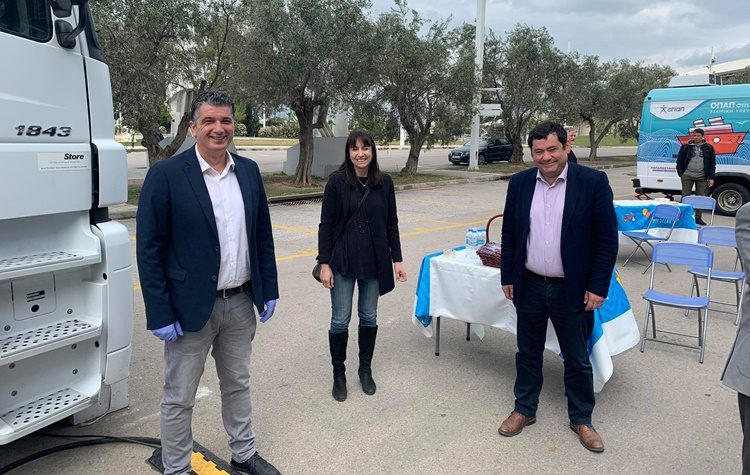 Στην εθελοντική αιμοδοσία του ΟΑΚΑ ο Τάσος Μαυρίδης