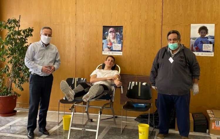 «Δώρο ζωής» από το Δημαρχείο Χολαργού με 75 φιάλες αίματος