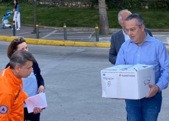 Έμπρακτη προσφορά βοήθειας τις γιορτινές μέρες