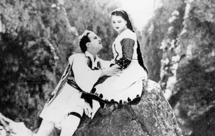 Η Ταινιοθήκη της Ελλάδος στις οθόνες μας