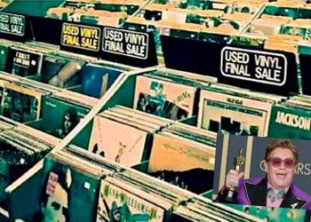 Έλτον Τζον: «Στηρίξτε τα δισκοπωλεία»