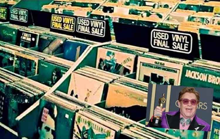 Έλτον Τζον: «Στηρίξτε τα δισκοπωλεία»