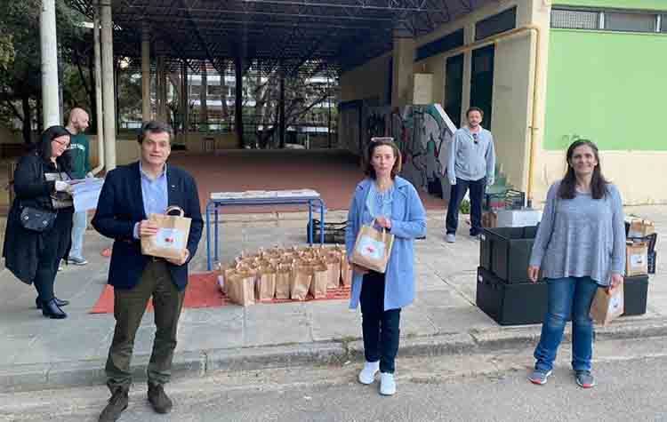 Πασχαλινά «πακέτα αλληλεγγύης» στον Δήμο