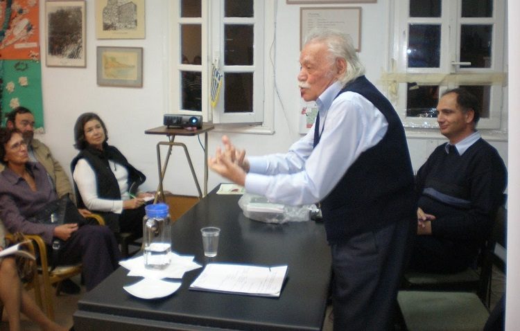 Ο Δήμος Κηφισιάς αποχαιρέτισε τον Μανώλη Γλέζο