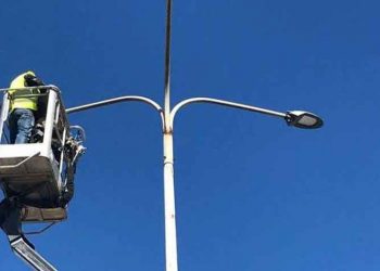 Συντήρηση και καθαρισμός 10.000 ιστών ηλεκτροφωτισμού σε κεντρικούς οδικούς άξονες