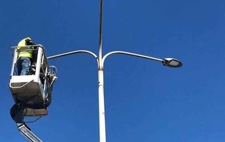 Συντήρηση και καθαρισμός 10.000 ιστών ηλεκτροφωτισμού σε κεντρικούς οδικούς άξονες