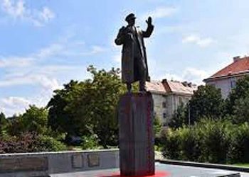 Τσεχία: Κατεδάφιση της Ιστορίας