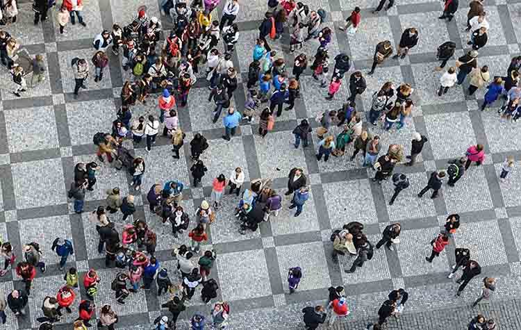 Σε λειτουργία η πλατφόρμα για την αποζημίωση των 800 ευρώ στους εργαζομένους