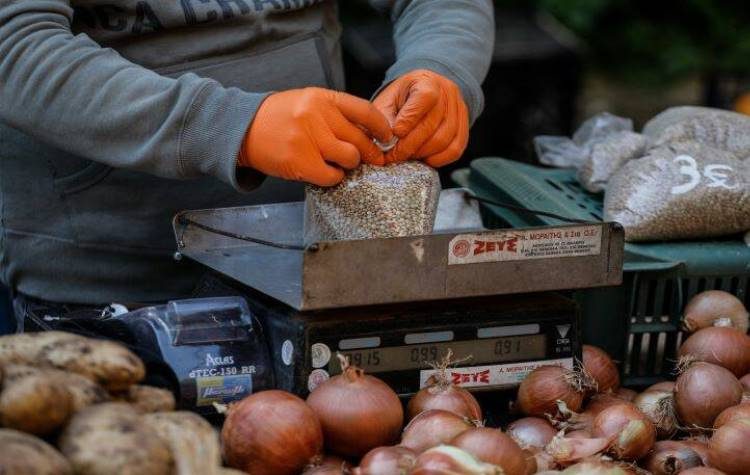 Λαϊκή αγορά σε συνθήκες… ασφαλείας