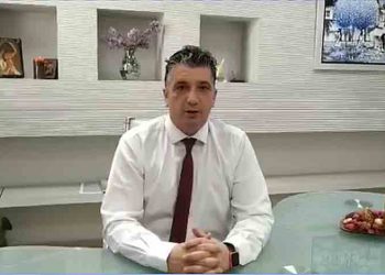 Ξ. Μανιατογιάννης: «Μένοντας σπίτι, αλλά με τη σκέψη μου σε εσάς, εύχομαι Χρόνια Πολλά»