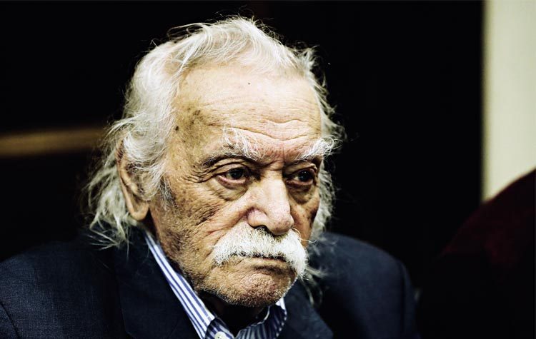 Μανώλης Γλέζος: Ο εξεγερμένος άγιος της Αριστεράς