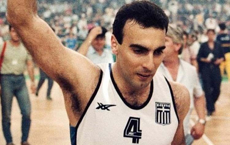 «Ζήσε Αθλητικά»: Ποσό ρεκόρ για τη φανέλα του Γκάλη στις δημοπρασίες ενάντια στον κορωνοΐό