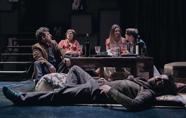 Θέατρο Σταθμός: Οnline η παράσταση «Φυλές»