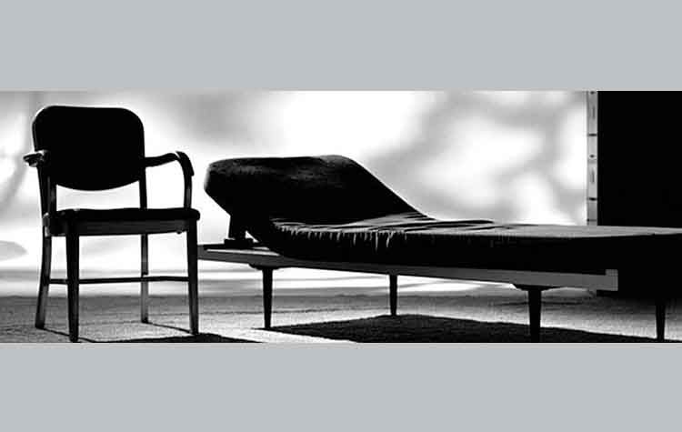 «Το βασίλειό μου για έναν ψυχαναλυτή»