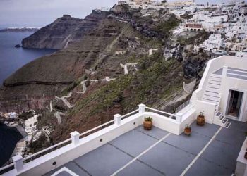 Τουρισμός: Θολό το τοπίο…