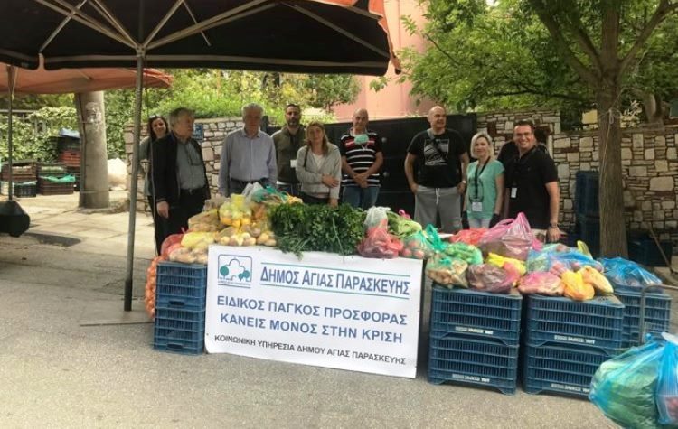 Γεμίζει με προσφορές και ανθρωπιά ο πάγκος για τις κοινωνικές δομές