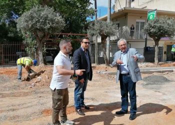 Αυτοψία Αμπατζόγλου στις ασφαλτοστρώσεις Αγίας Ελεούσης και Κονίτσης