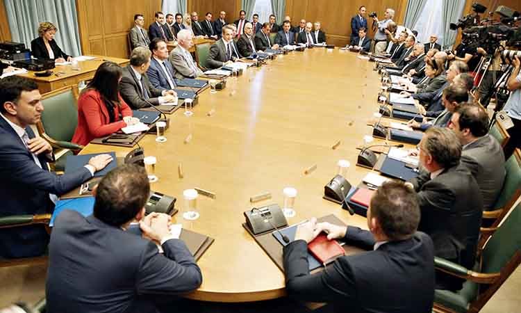 Κυβέρνηση: Προς ανασχηματισμό;