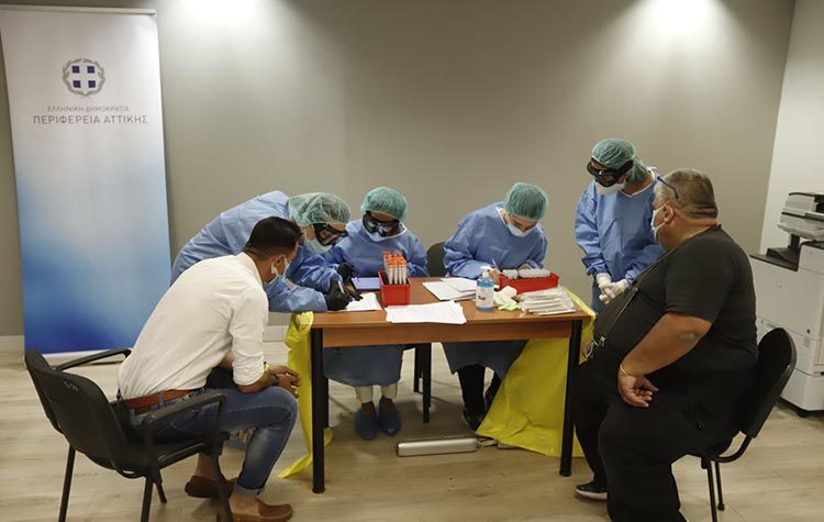 Τεστ Covid -19 σε υπαλλήλους της Περιφέρειας από τις Κινητές Ομάδες Επίσκεψης στο Σπίτι
