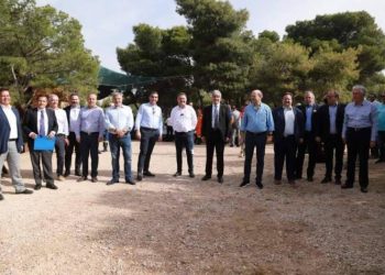 «Έπεσαν» οι υπογραφές για μονοπάτια 90 χιλιόμετρων στον Υμηττό