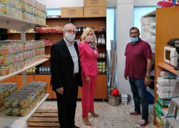 Ο Όμιλος για την UNESCO Β.Π. ενισχύει το Κοινωνικό Παντοπωλείο Αμαρουσίου