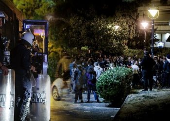 Νέες «εστίες» πολιτικής κόντρας γύρω από την πλατεία Άι Γιάννη