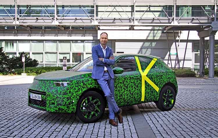 Ο CEO Michael Lohscheller παρουσιάζει το νέο Opel Mokka (βίντεο)