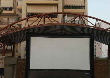 «Σινεμά στις γειτονιές» με προβολές… «ανθεκτικές» στον κορωνοΐό