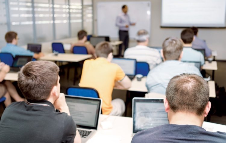 Κέντρο Δια Βίου Μάθησης: «Ραντεβού» τον Σεπτέμβριο με νέα προγράμματα