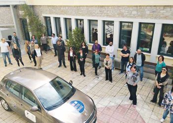 Η «Εστία» ξεκίνησε τις δια ζώσης υπηρεσίες της