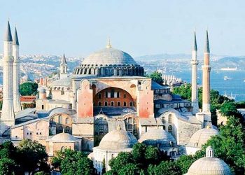 Ο ναός της Αγίας του Θεού Σοφίας και τα παιχνίδια του Ρ.Τ. Ερντογάν